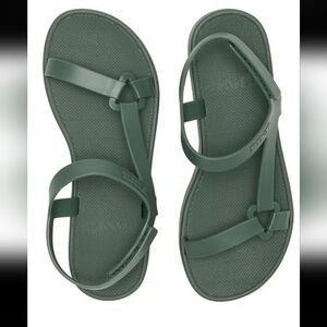 Victoria's Secret Green Platform Sandals